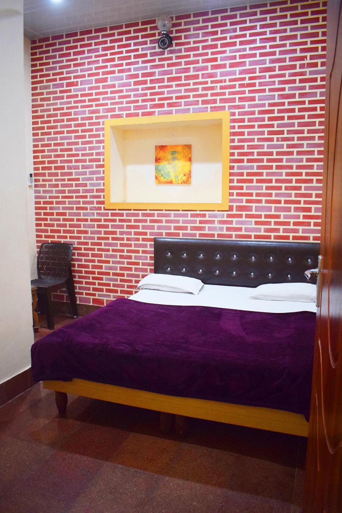 Hotel Golden Haridwar Luaran gambar